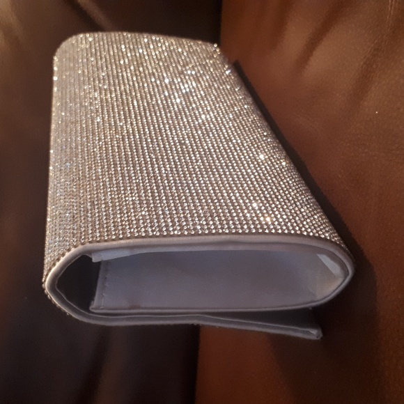 "Aldo" brand silver rhinestone covered purse with detachable chain strap - Picture 6 of 9